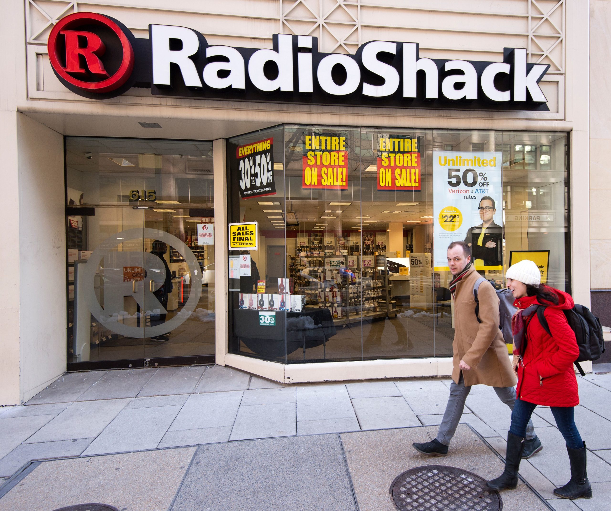 RadioShack best on cryptocurrency as its savior—and it might actually be working