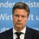 German minister warns of 'Lehman effect' if Putin keeps messing with gas supply