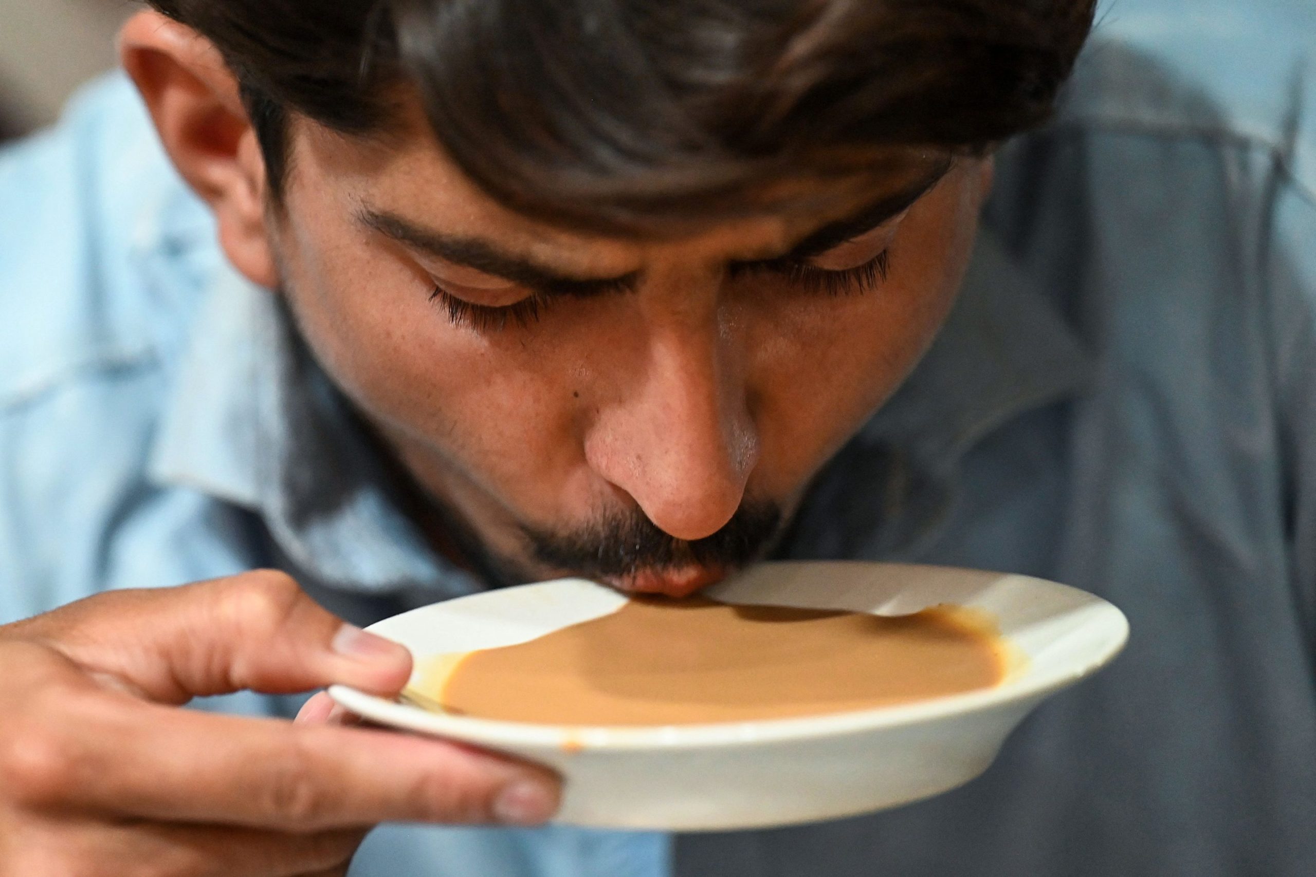 Pakistan asks consumers to drink less tea to solve forex crisis